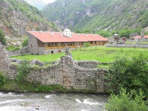 bosna hersek üniversite fiyatları